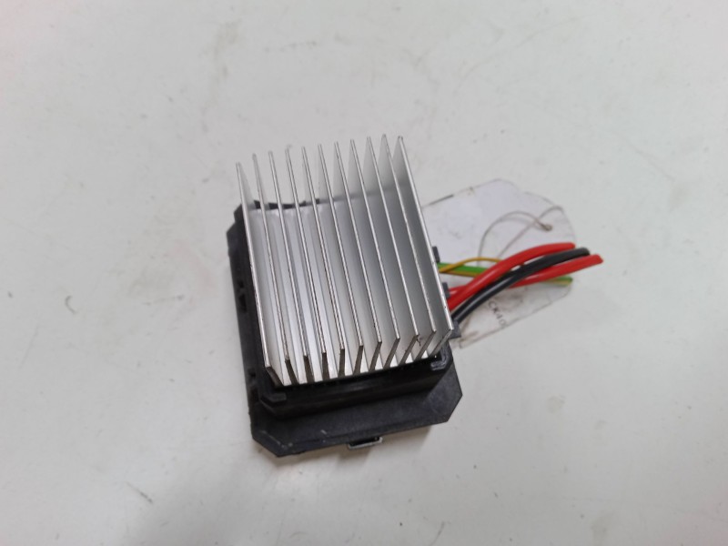 Recambio de resistencia calefaccion para peugeot 208 i (ca_, cc_) 1.4 hdi referencia OEM IAM T1000034Z  