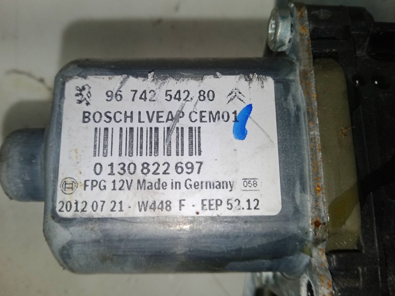 Recambio de elevalunas electrico delantero derecho para peugeot 208 i (ca_, cc_) 1.4 hdi referencia OEM IAM 9674254280  96731532