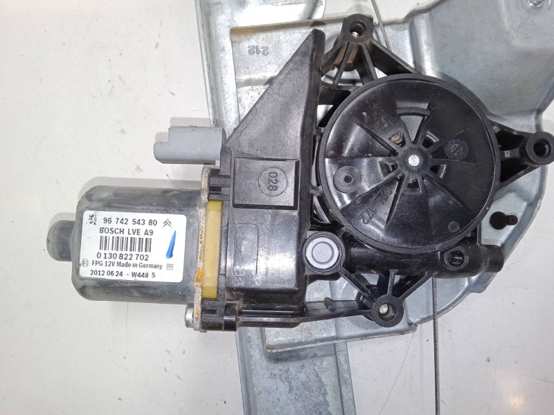 Recambio de elevalunas electrico delantero izquierdo para peugeot 208 i (ca_, cc_) 1.4 hdi referencia OEM IAM 9673154380  967425
