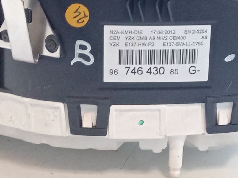 Recambio de cuadro instrumentos para peugeot 208 i (ca_, cc_) 1.4 hdi referencia OEM IAM 9674643080G  