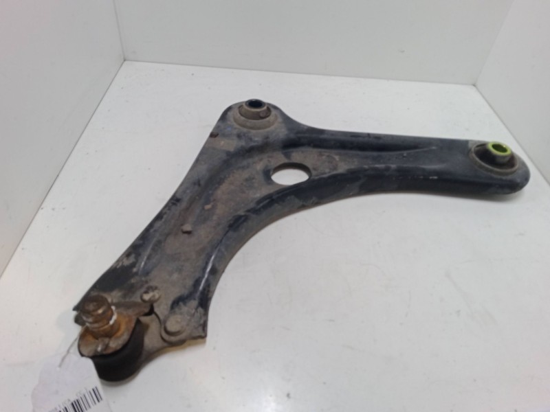 Recambio de brazo suspension inferior delantero izquierdo para peugeot 208 i (ca_, cc_) 1.4 hdi referencia OEM IAM   