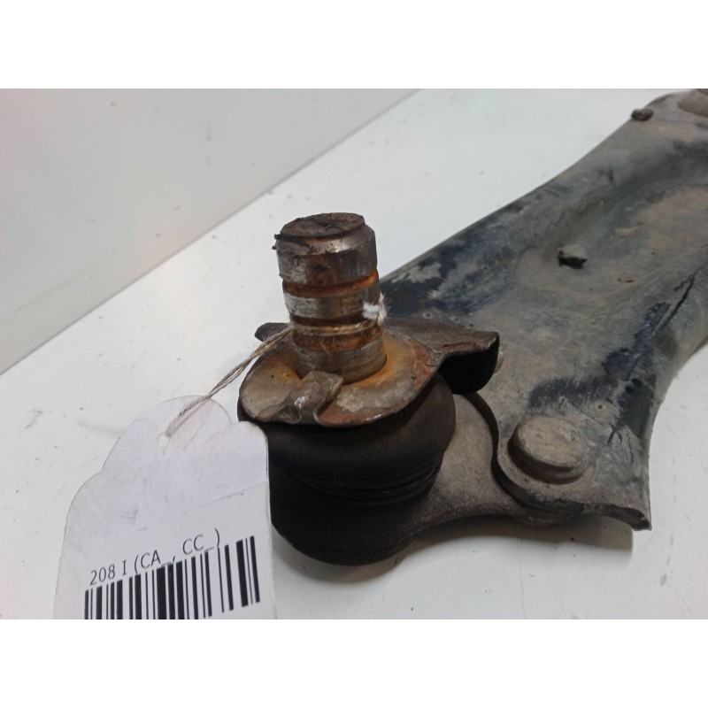 Recambio de brazo suspension inferior delantero izquierdo para peugeot 208 i (ca_, cc_) 1.4 hdi referencia OEM IAM   