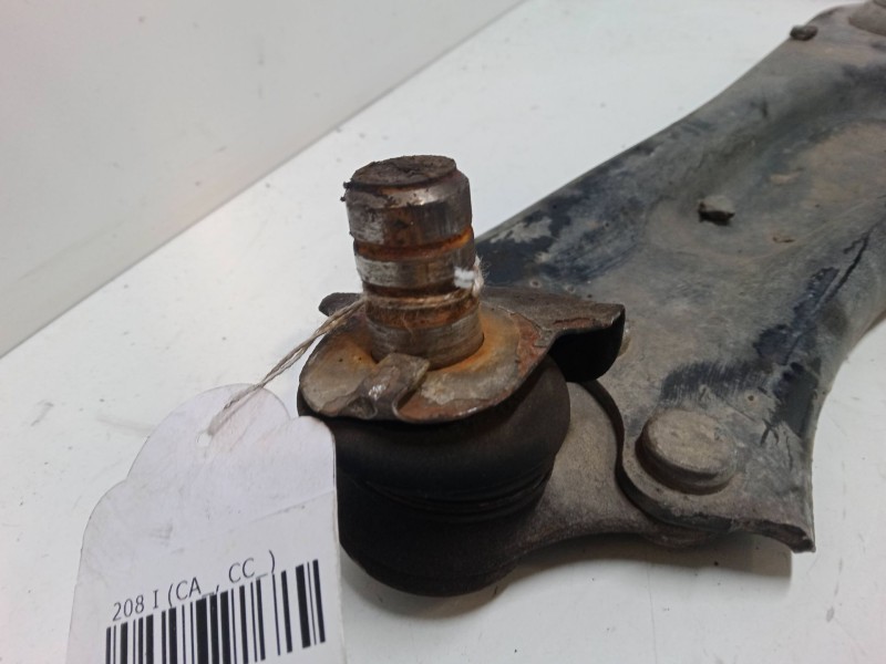 Recambio de brazo suspension inferior delantero izquierdo para peugeot 208 i (ca_, cc_) 1.4 hdi referencia OEM IAM   