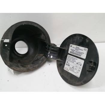 TAPA EXTERIOR COMBUSTIBLE 