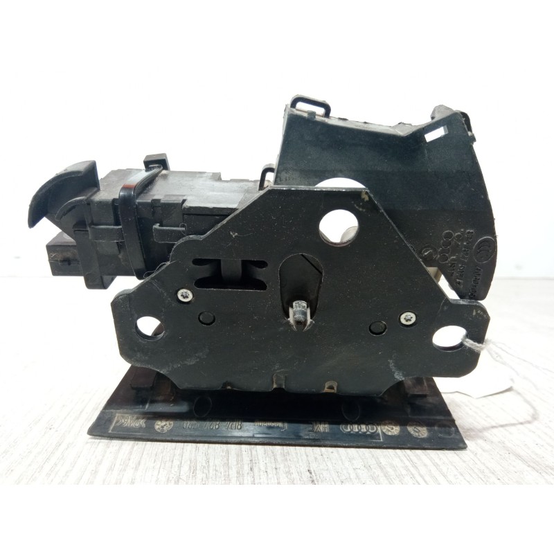 Recambio de cerradura maletero / porton para audi a3 sportback (8pa) 1.9 tdi referencia OEM IAM 8P4827520  