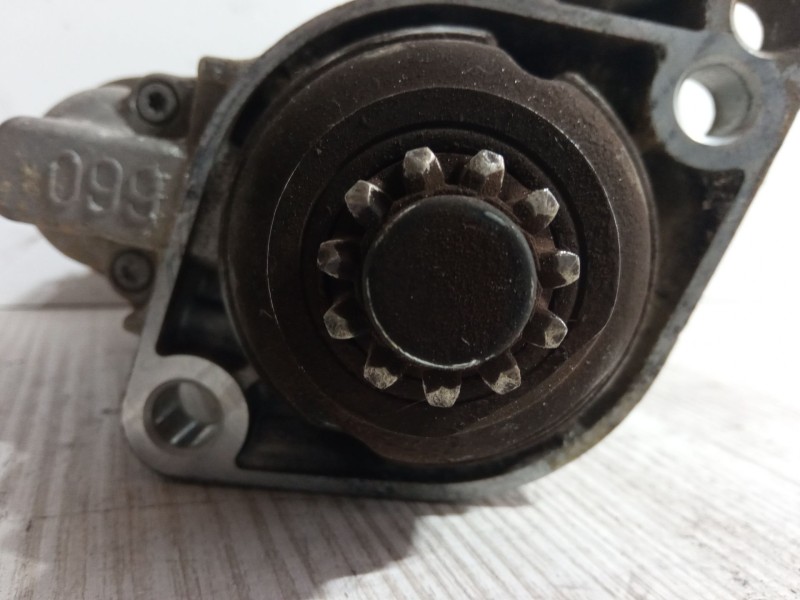 Recambio de motor arranque para seat leon (1p1) 1.6 tdi referencia OEM IAM 0001123028  