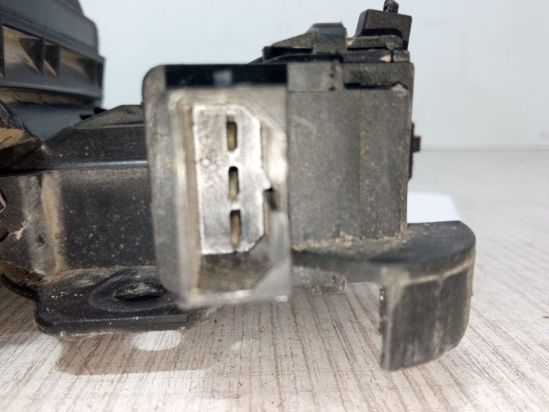 Recambio de cerradura maletero / porton para audi a3 sportback (8pa) 1.9 tdi referencia OEM IAM 8P4827520  