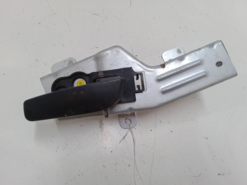 Recambio de maneta interior puerta delantera derecha para peugeot bipper tepee 1.3 hdi 75 referencia OEM IAM    Recambio de maneta interior puerta delantera derecha para peugeot bipper tepee 1.3 hdi 75 referencia OEM IAM
