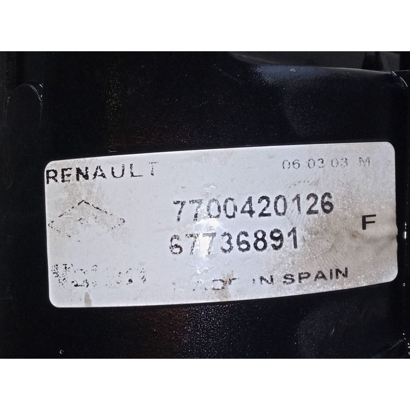 Recambio de faro antiniebla izquierdo para renault scénic i monospace (ja0/1_, fa0_) 1.9 dci (ja05, ja1f) referencia OEM IAM 770