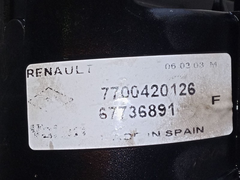 Recambio de faro antiniebla izquierdo para renault scénic i monospace (ja0/1_, fa0_) 1.9 dci (ja05, ja1f) referencia OEM IAM 770