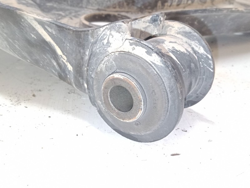 Recambio de brazo suspension inferior delantero izquierdo para seat ibiza iv st (6j8, 6p8) 1.6 tdi referencia OEM IAM   