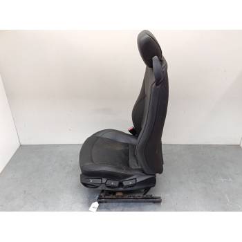ASIENTO DELANTERO IZQUIERDO 
