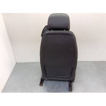 ASIENTO DELANTERO IZQUIERDO 
