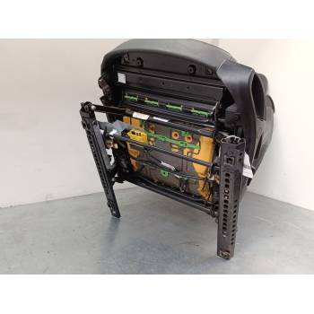 ASIENTO DELANTERO IZQUIERDO 