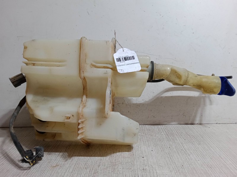 Recambio de botella liquido limpiaparabrisas para volvo v70 ii (285) d5 referencia OEM IAM   