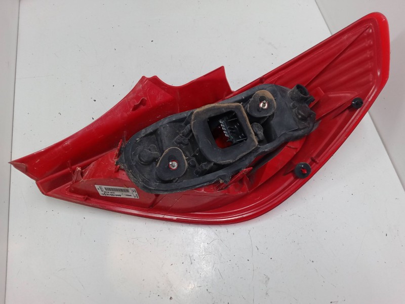 Recambio de piloto trasero izquierdo para opel corsa d (s07) 1.3 cdti (l08, l68) referencia OEM IAM 89316515  