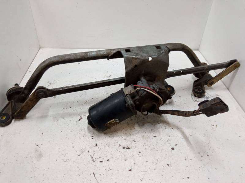 MOTOR LIMPIA DELANTERO 