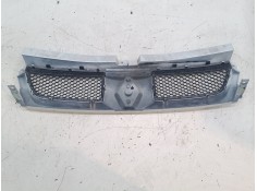 Recambio de rejillas capo para renault trafic ii furgoneta (fl) 1.9 dci 80 (fl0b) referencia OEM IAM    2