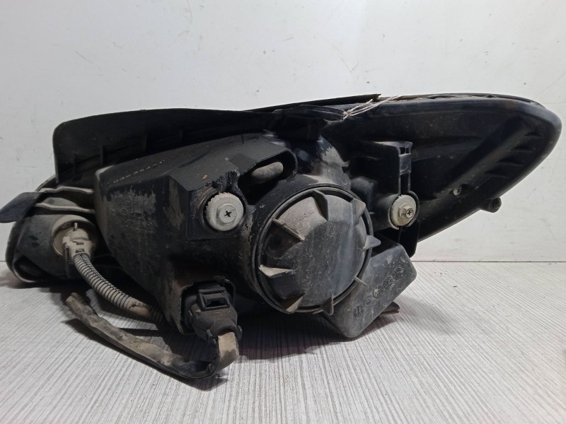 Recambio de faro derecho para hyundai getz (tb) 1.1 referencia OEM IAM   