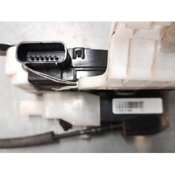 CERRADURA PUERTA DELANTERA DERECHA A13202Y000 
