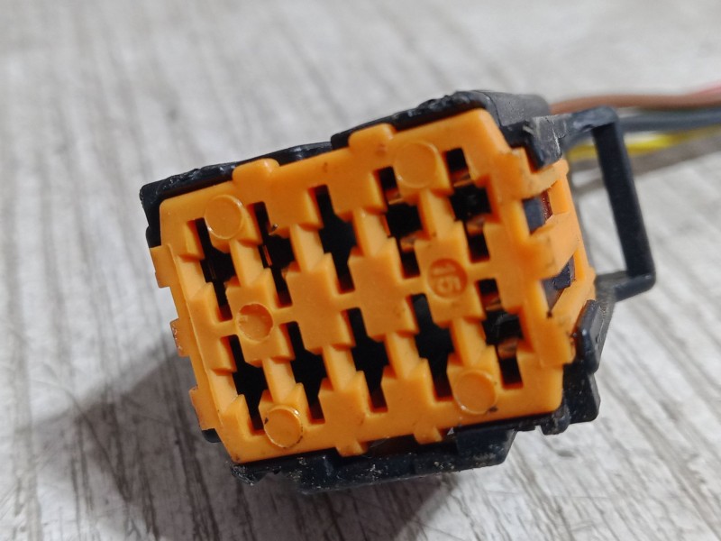 Recambio de retrovisor electrico izquierdo para fiat scudo furgoneta 1.5 multijet 120 (506) referencia OEM IAM 98155884XT  