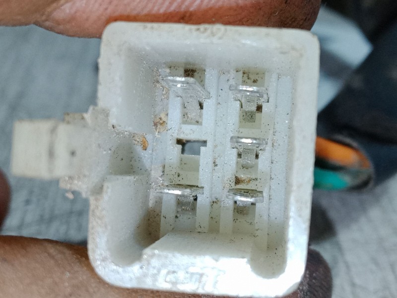 Recambio de piloto trasero central para sym fiddle fiddle iii 125 (xa12w) referencia OEM IAM   