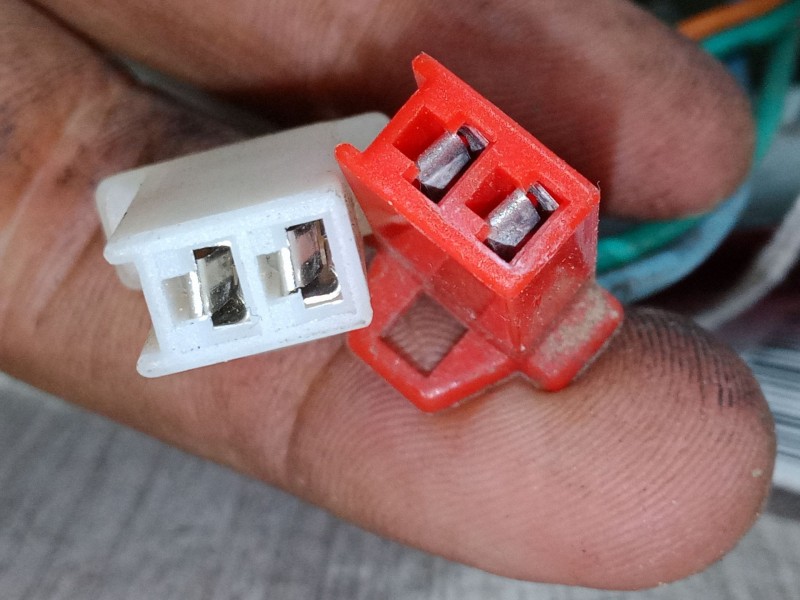 Recambio de piloto trasero central para sym fiddle fiddle iii 125 (xa12w) referencia OEM IAM   