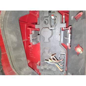PILOTO TRASERO DERECHO 