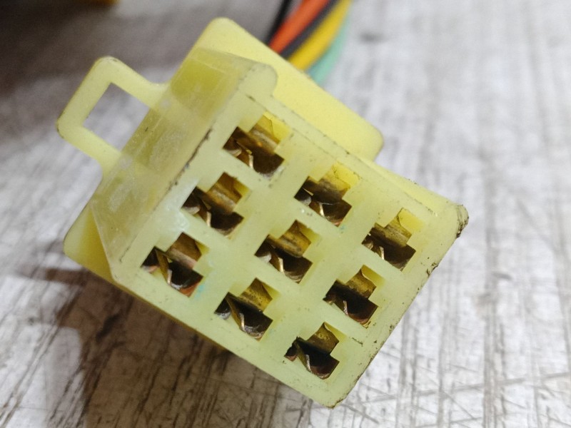 Recambio de piña luces izquierda para hyosung gv gv 650i referencia OEM IAM   