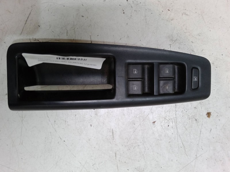 Recambio de mando elevalunas delantero izquierdo para volkswagen polo (9n_, 9a_) 1.2 referencia OEM IAM   
