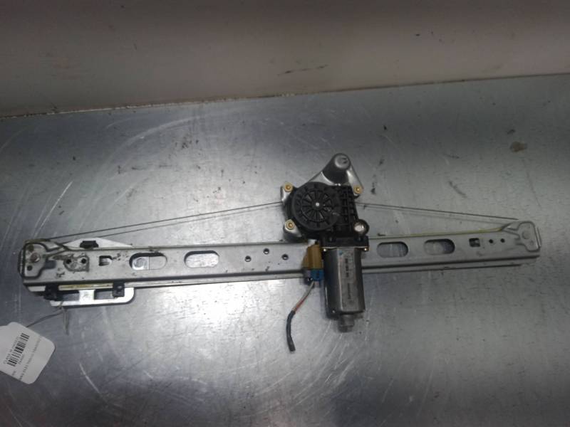 ELEVALUNAS ELECTRICO TRASERO DERECHO 