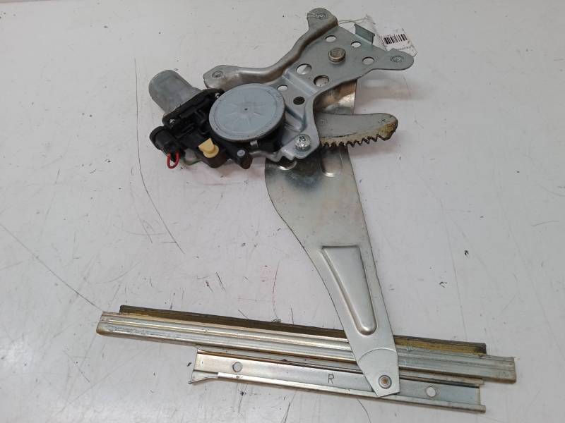 ELEVALUNAS ELECTRICO TRASERO DERECHO 