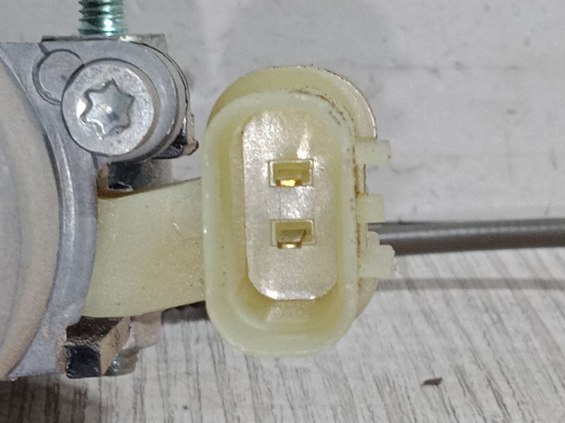 Recambio de elevalunas electrico delantero izquierdo para kia rio ii (jb) 1.5 crdi referencia OEM IAM   