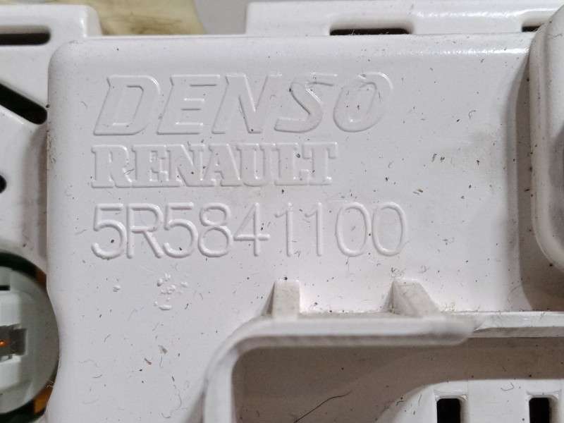 Recambio de mando calefaccion / a/a para renault captur i (j5_, h5_) 1.2 tce 120 referencia OEM IAM 272704701R  