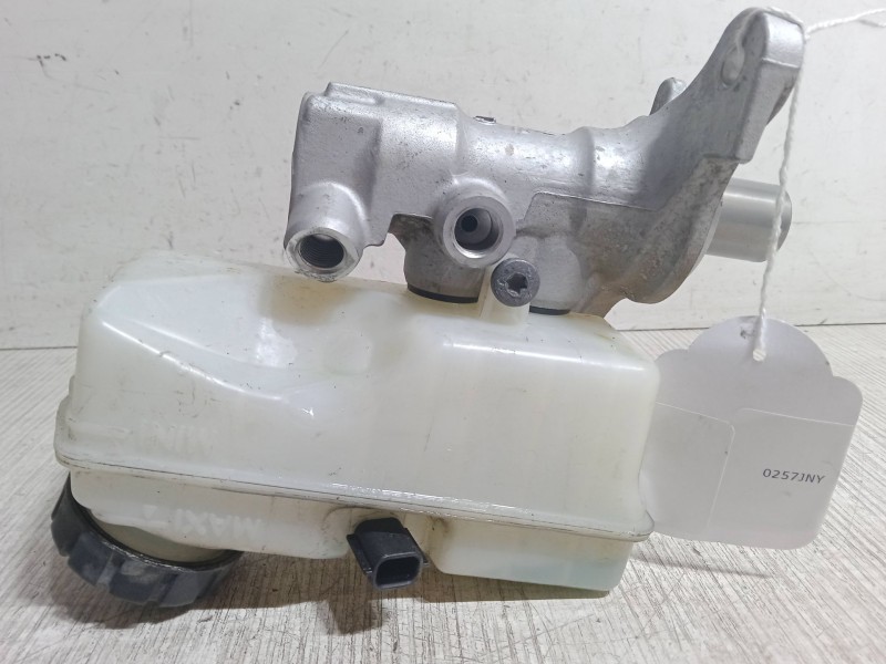 Recambio de bomba freno para renault captur i (j5_, h5_) 1.2 tce 120 referencia OEM IAM   