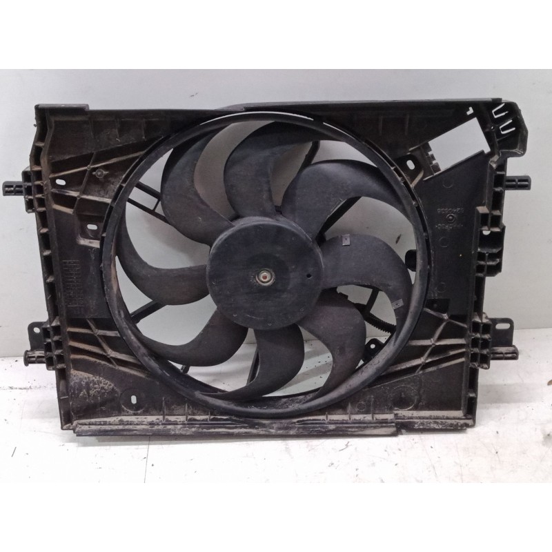 Recambio de electroventilador para renault captur i (j5_, h5_) 1.2 tce 120 referencia OEM IAM 214818009R  