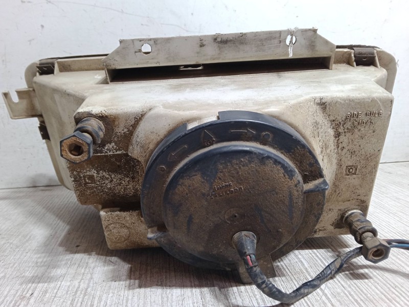 Recambio de faro derecho para daf fa 1000 referencia OEM IAM   