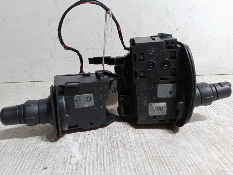 Recambio de mando luces para renault scénic ii (jm0/1_) 1.6 16v (jm1r) referencia OEM IAM 8200127728  