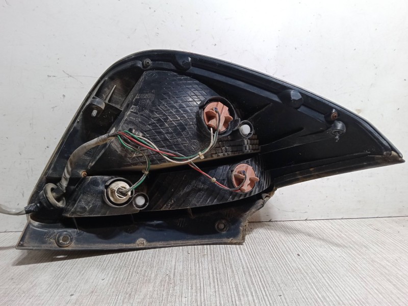 Recambio de piloto trasero derecho para kia rio ii (jb) 1.5 crdi referencia OEM IAM   