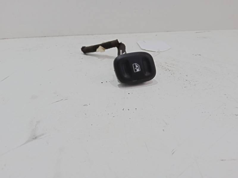MANDO ELEVALUNAS DELANTERO DERECHO 