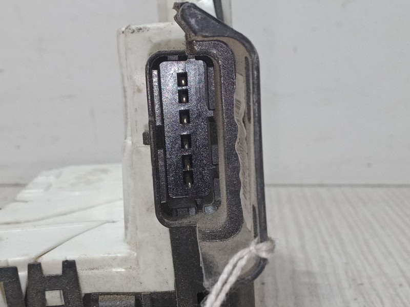 Recambio de cerradura puerta delantera derecha para peugeot partner furgoneta/monovolumen 1.6 hdi 16v referencia OEM IAM A01454  Recambio de cerradura puerta delantera derecha para peugeot partner furgoneta/monovolumen 1.6 hdi 16v referencia OEM IAM A01454