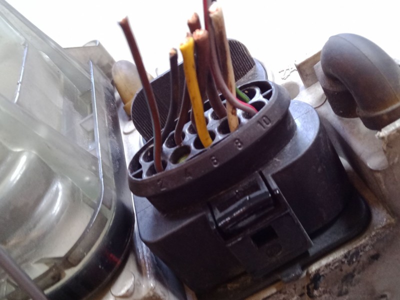 Recambio de faro derecho para skoda octavia ii combi (1z5) 1.9 tdi referencia OEM IAM   