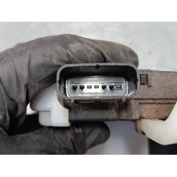 CERRADURA PUERTA TRASERA DERECHA 814202Y010 