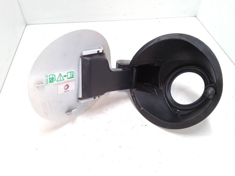 TAPA EXTERIOR COMBUSTIBLE 