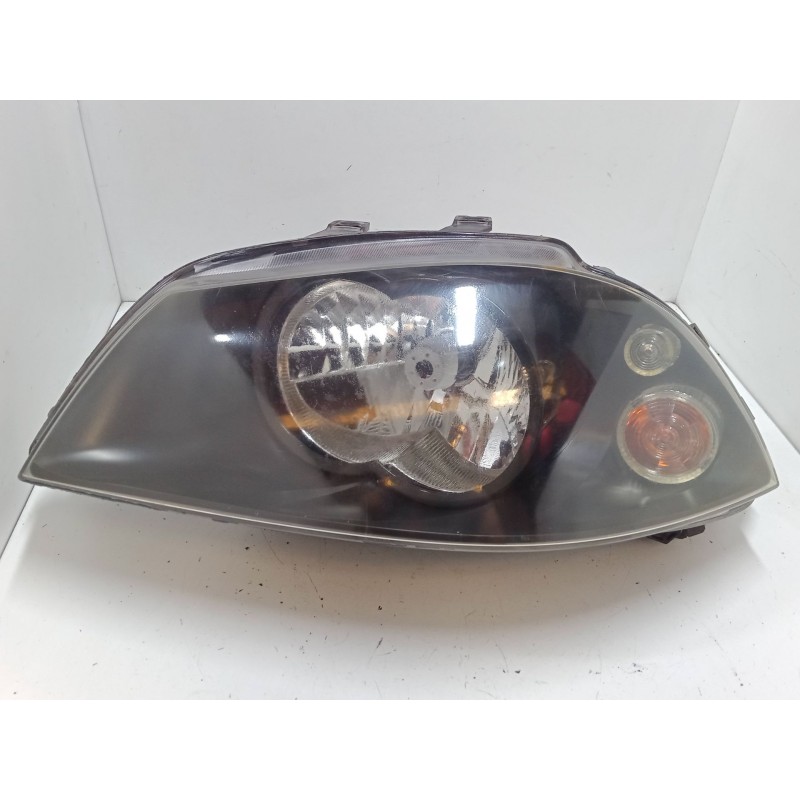 Recambio de faro izquierdo para seat ibiza iii (6l1) 1.4 16v referencia OEM IAM   