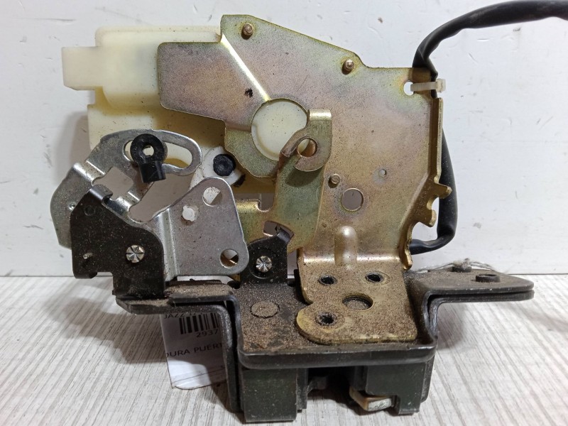 Recambio de cerradura puerta trasera derecha para honda jazz ii (gd_, ge3, ge2) 1.2 i-dsi (gd5, ge2) referencia OEM IAM   