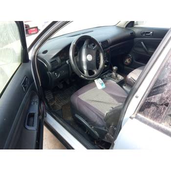 VOLKSWAGEN PASSAT B5 (3B2)