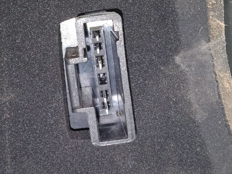 Recambio de piloto trasero derecho para dacia sandero 1.4 (bs0c, bs0a, bs0g, bs1f, bs0e) referencia OEM IAM   