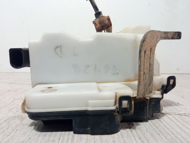 Recambio de cerradura puerta trasera derecha para seat ibiza ii (6k1) 1.4 i referencia OEM IAM ZSB6K4839015G  