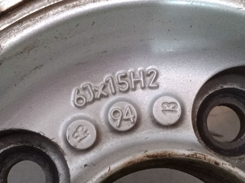 Recambio de llanta alumino 15´´ para volkswagen golf iii cabriolet (1e7) 1.8 referencia OEM IAM 6JX15H2ET45  